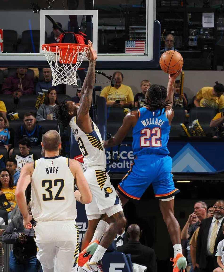 步行者险胜雷霆,恩比德状态火热 步行者险胜雷霆,恩比德状态火热