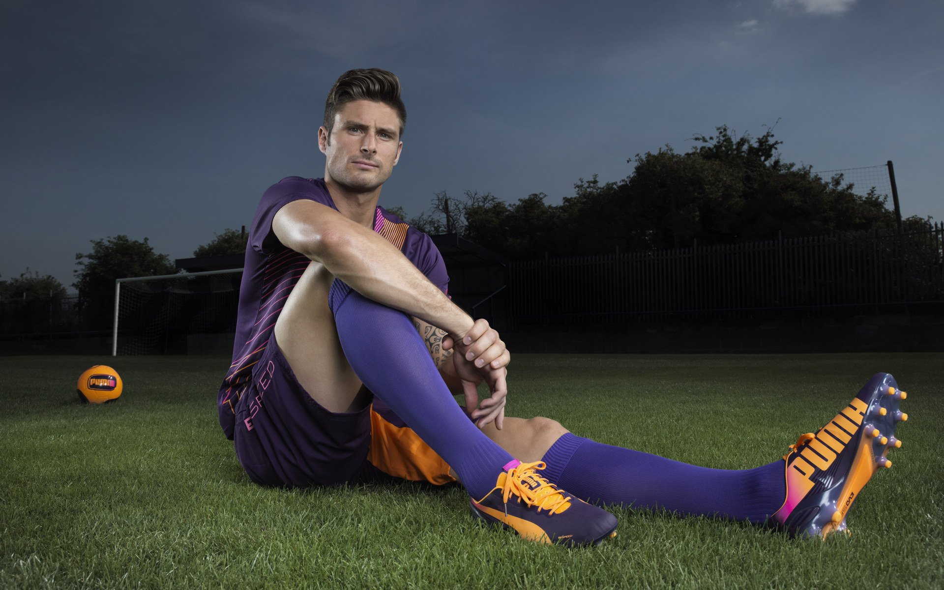 利拉德踩爆东方明珠，上海男篮输得一败涂地却最该感谢爵士？